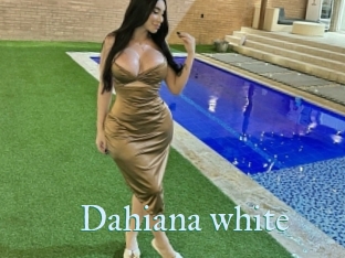 Dahiana_white