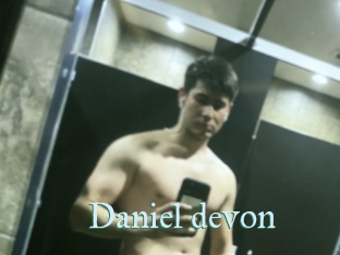 Daniel_devon