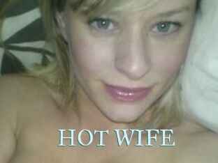 HOT_WIFE