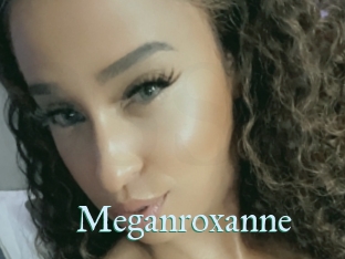 Meganroxanne