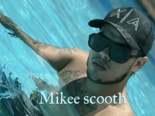 Mikee_scooth